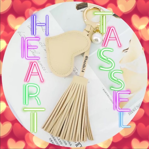 Twilly & Tassel Heart Keychain - Picture 5 of 6